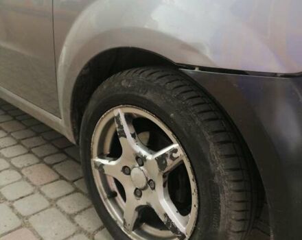 Сірий Шевроле Авео, об'ємом двигуна 1.4 л та пробігом 238 тис. км за 3500 $, фото 7 на Automoto.ua