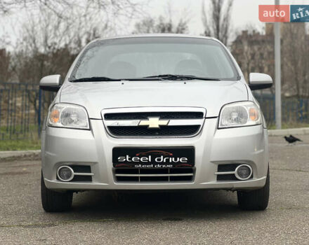 Сірий Шевроле Авео, об'ємом двигуна 1.5 л та пробігом 188 тис. км за 4399 $, фото 1 на Automoto.ua