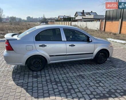 Серый Шевроле Авео, объемом двигателя 1.5 л и пробегом 245 тыс. км за 3200 $, фото 4 на Automoto.ua