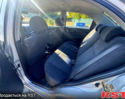 Серый Шевроле Авео, объемом двигателя 1.4 л и пробегом 150 тыс. км за 4600 $, фото 3 на Automoto.ua