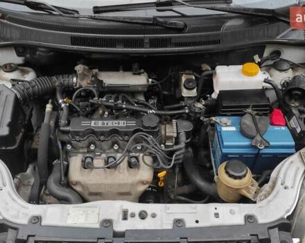 Серый Шевроле Авео, объемом двигателя 1.5 л и пробегом 213 тыс. км за 4200 $, фото 7 на Automoto.ua