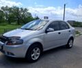 Серый Шевроле Авео, объемом двигателя 1.5 л и пробегом 250 тыс. км за 2500 $, фото 1 на Automoto.ua