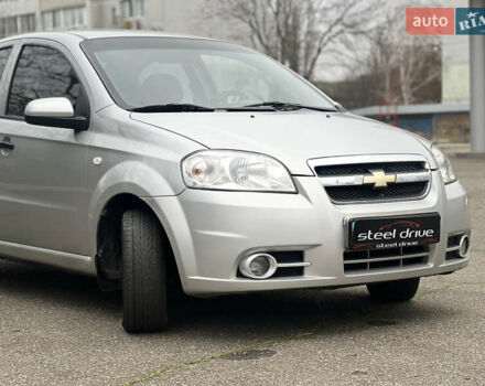 Сірий Шевроле Авео, об'ємом двигуна 1.5 л та пробігом 188 тис. км за 4399 $, фото 8 на Automoto.ua