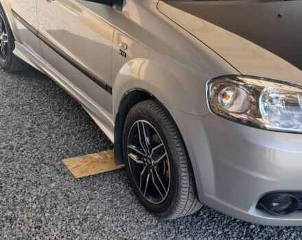 Сірий Шевроле Авео, об'ємом двигуна 1.5 л та пробігом 218 тис. км за 4600 $, фото 3 на Automoto.ua