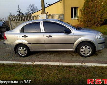 Сірий Шевроле Авео, об'ємом двигуна 1.5 л та пробігом 155 тис. км за 4099 $, фото 2 на Automoto.ua