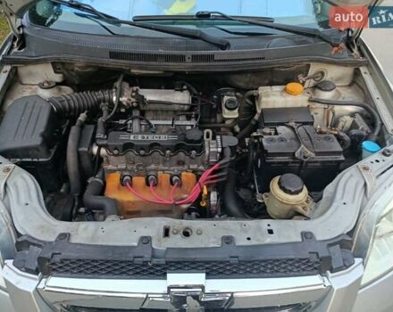 Серый Шевроле Авео, объемом двигателя 1.5 л и пробегом 168 тыс. км за 3700 $, фото 6 на Automoto.ua