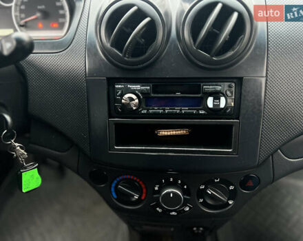 Сірий Шевроле Авео, об'ємом двигуна 1.5 л та пробігом 188 тис. км за 4399 $, фото 17 на Automoto.ua