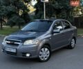 Сірий Шевроле Авео, об'ємом двигуна 1.5 л та пробігом 235 тис. км за 3999 $, фото 1 на Automoto.ua