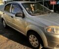 Серый Шевроле Авео, объемом двигателя 1.5 л и пробегом 276 тыс. км за 3200 $, фото 2 на Automoto.ua