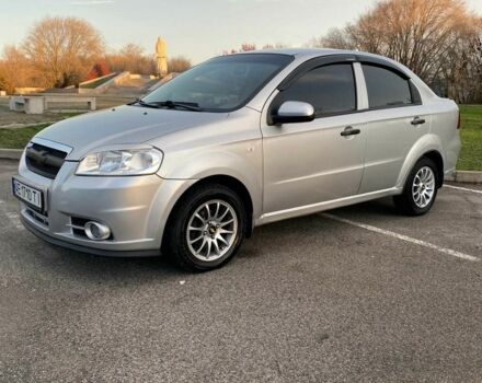 Сірий Шевроле Авео, об'ємом двигуна 1.5 л та пробігом 182 тис. км за 4499 $, фото 1 на Automoto.ua