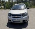 Серый Шевроле Авео, объемом двигателя 1.5 л и пробегом 500 тыс. км за 3800 $, фото 1 на Automoto.ua