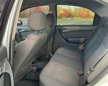 Серый Шевроле Авео, объемом двигателя 1.5 л и пробегом 182 тыс. км за 4499 $, фото 15 на Automoto.ua