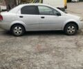 Серый Шевроле Авео, объемом двигателя 1.5 л и пробегом 174 тыс. км за 3000 $, фото 1 на Automoto.ua
