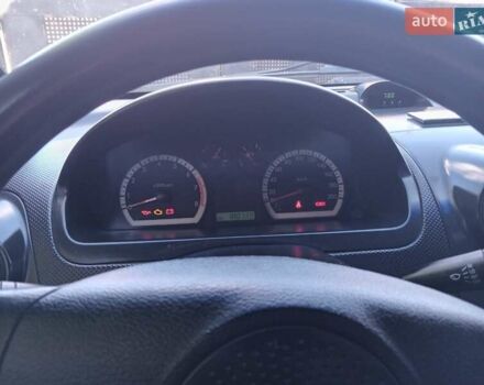 Серый Шевроле Авео, объемом двигателя 1.5 л и пробегом 180 тыс. км за 3200 $, фото 2 на Automoto.ua