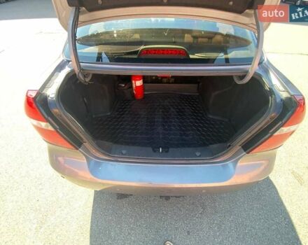 Сірий Шевроле Авео, об'ємом двигуна 1.5 л та пробігом 235 тис. км за 3700 $, фото 30 на Automoto.ua