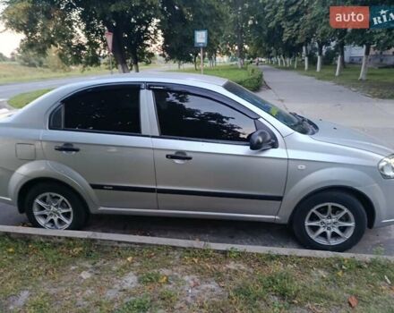 Серый Шевроле Авео, объемом двигателя 1.5 л и пробегом 168 тыс. км за 3700 $, фото 1 на Automoto.ua