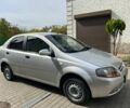 Серый Шевроле Авео, объемом двигателя 1.5 л и пробегом 203 тыс. км за 2850 $, фото 1 на Automoto.ua