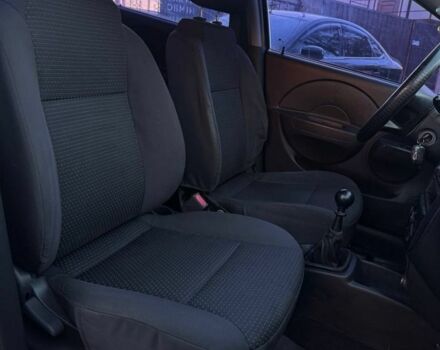 Серый Шевроле Авео, объемом двигателя 1.5 л и пробегом 230 тыс. км за 2299 $, фото 16 на Automoto.ua
