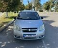 Серый Шевроле Авео, объемом двигателя 1.5 л и пробегом 360 тыс. км за 2500 $, фото 1 на Automoto.ua