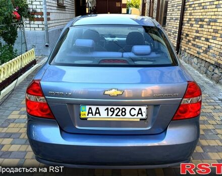 Сірий Шевроле Авео, об'ємом двигуна 1.5 л та пробігом 208 тис. км за 4700 $, фото 2 на Automoto.ua