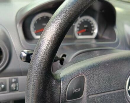 Сірий Шевроле Авео, об'ємом двигуна 1.5 л та пробігом 129 тис. км за 3499 $, фото 9 на Automoto.ua