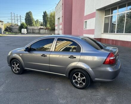 Серый Шевроле Авео, объемом двигателя 1.5 л и пробегом 227 тыс. км за 3700 $, фото 2 на Automoto.ua