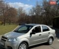 Серый Шевроле Авео, объемом двигателя 1.5 л и пробегом 297 тыс. км за 3099 $, фото 1 на Automoto.ua