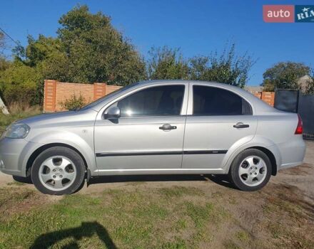 Сірий Шевроле Авео, об'ємом двигуна 1.5 л та пробігом 180 тис. км за 4500 $, фото 2 на Automoto.ua
