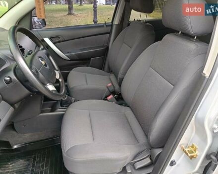 Сірий Шевроле Авео, об'ємом двигуна 1.5 л та пробігом 129 тис. км за 3499 $, фото 4 на Automoto.ua
