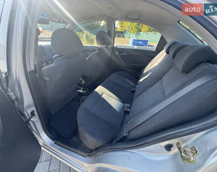 Серый Шевроле Авео, объемом двигателя 1.6 л и пробегом 150 тыс. км за 4950 $, фото 8 на Automoto.ua