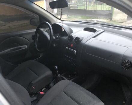Серый Шевроле Авео, объемом двигателя 1.5 л и пробегом 250 тыс. км за 1600 $, фото 4 на Automoto.ua