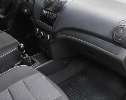 Серый Шевроле Авео, объемом двигателя 1.5 л и пробегом 213 тыс. км за 4200 $, фото 11 на Automoto.ua