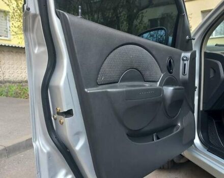 Серый Шевроле Авео, объемом двигателя 1.5 л и пробегом 148 тыс. км за 3700 $, фото 17 на Automoto.ua