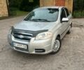 Серый Шевроле Авео, объемом двигателя 1.5 л и пробегом 239 тыс. км за 3600 $, фото 1 на Automoto.ua