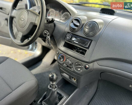 Сірий Шевроле Авео, об'ємом двигуна 1.5 л та пробігом 63 тис. км за 5500 $, фото 34 на Automoto.ua