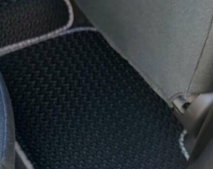 Серый Шевроле Авео, объемом двигателя 1.4 л и пробегом 171 тыс. км за 4000 $, фото 14 на Automoto.ua