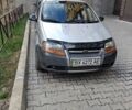 Сірий Шевроле Авео, об'ємом двигуна 1.5 л та пробігом 230 тис. км за 2800 $, фото 1 на Automoto.ua
