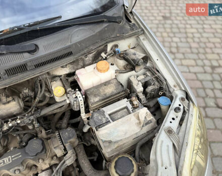 Серый Шевроле Авео, объемом двигателя 1.5 л и пробегом 223 тыс. км за 2850 $, фото 54 на Automoto.ua