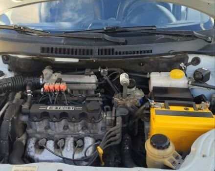 Серый Шевроле Авео, объемом двигателя 1.5 л и пробегом 235 тыс. км за 3200 $, фото 8 на Automoto.ua