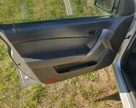 Сірий Шевроле Авео, об'ємом двигуна 1.5 л та пробігом 180 тис. км за 4500 $, фото 12 на Automoto.ua