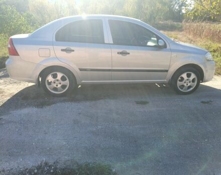 Сірий Шевроле Авео, об'ємом двигуна 1.5 л та пробігом 180 тис. км за 4500 $, фото 6 на Automoto.ua