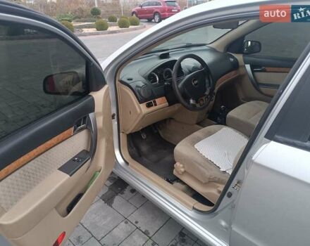 Сірий Шевроле Авео, об'ємом двигуна 1.6 л та пробігом 270 тис. км за 3500 $, фото 9 на Automoto.ua