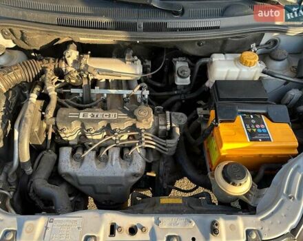 Серый Шевроле Авео, объемом двигателя 1.5 л и пробегом 65 тыс. км за 5300 $, фото 4 на Automoto.ua