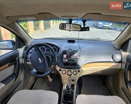 Серый Шевроле Авео, объемом двигателя 1.6 л и пробегом 185 тыс. км за 3499 $, фото 9 на Automoto.ua