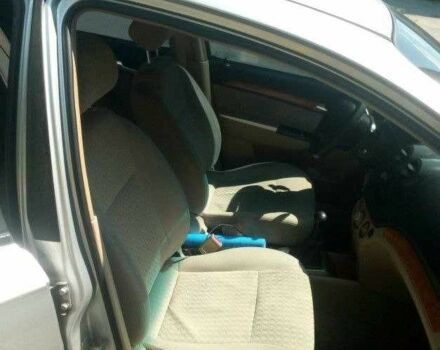 Серый Шевроле Авео, объемом двигателя 1.6 л и пробегом 380 тыс. км за 3500 $, фото 2 на Automoto.ua