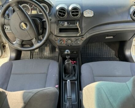 Серый Шевроле Авео, объемом двигателя 1.5 л и пробегом 214 тыс. км за 3200 $, фото 4 на Automoto.ua