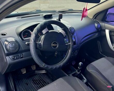 Серый Шевроле Авео, объемом двигателя 1.5 л и пробегом 204 тыс. км за 4000 $, фото 3 на Automoto.ua