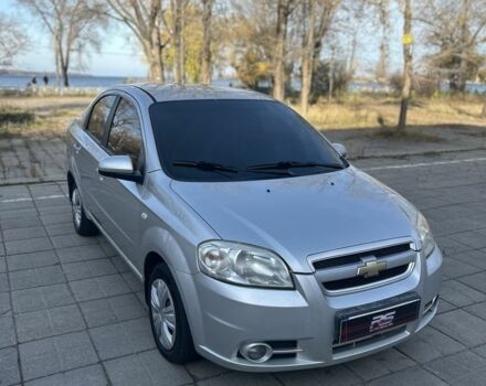 Серый Шевроле Авео, объемом двигателя 1.6 л и пробегом 214 тыс. км за 2700 $, фото 2 на Automoto.ua