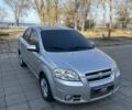 Серый Шевроле Авео, объемом двигателя 1.6 л и пробегом 214 тыс. км за 2700 $, фото 2 на Automoto.ua