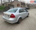 Серый Шевроле Авео, объемом двигателя 1.6 л и пробегом 300 тыс. км за 2600 $, фото 1 на Automoto.ua
